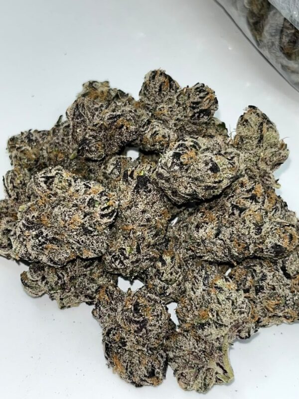 Coochie Runtz Cannabis Strain